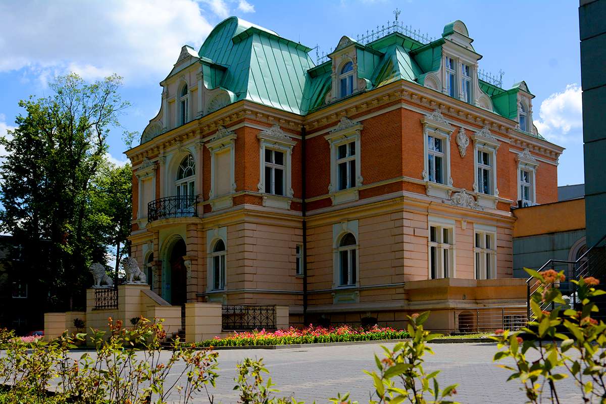 дворец в Ченстохова онлайн пъзел