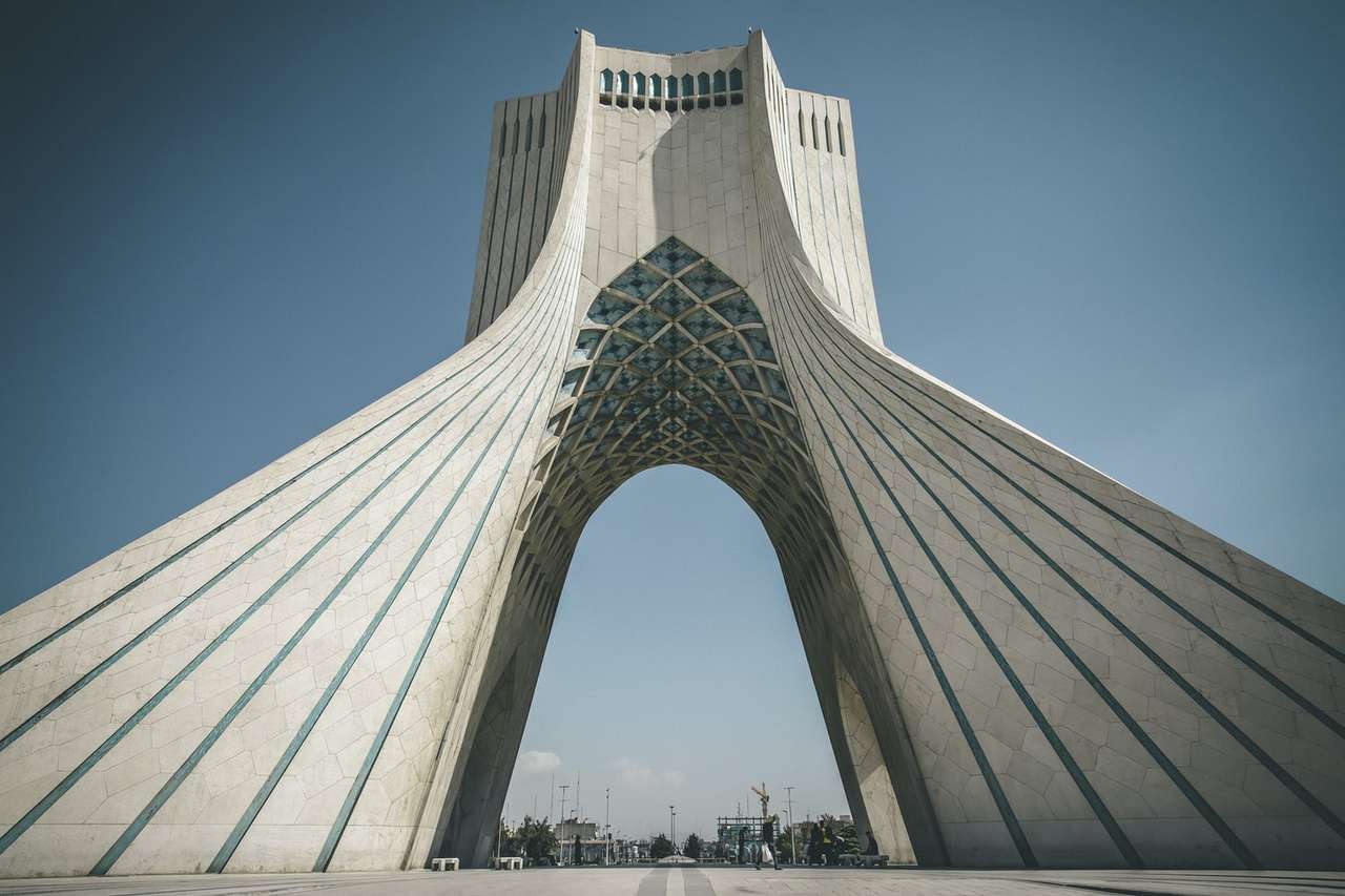 Azadi tower Tehran online puzzle
