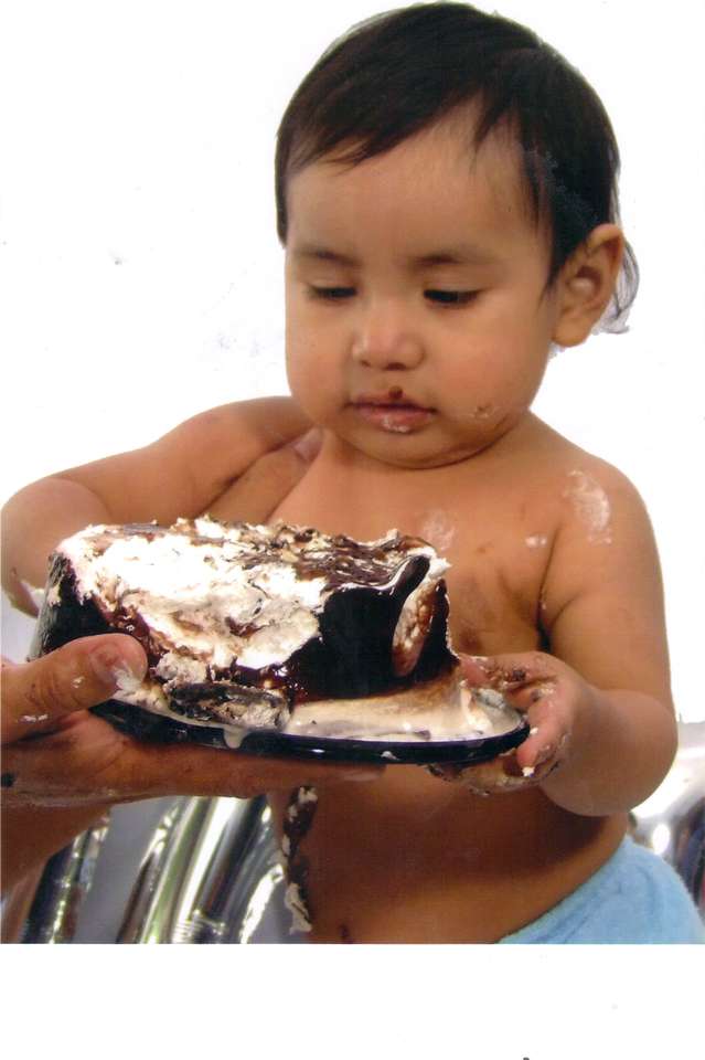pojke äter tårta pussel på nätet