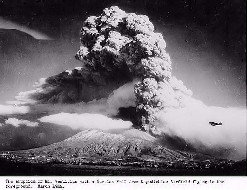 Erupce Vesuvu 1944 skládačky online