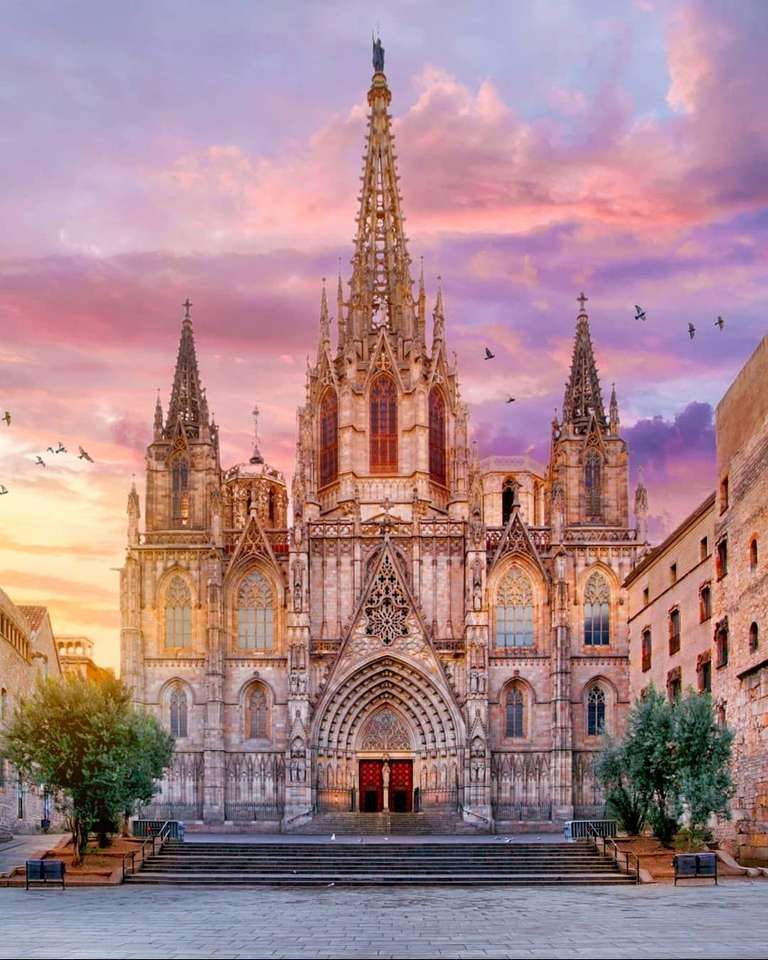 Catedrala din Barcelona jigsaw puzzle online