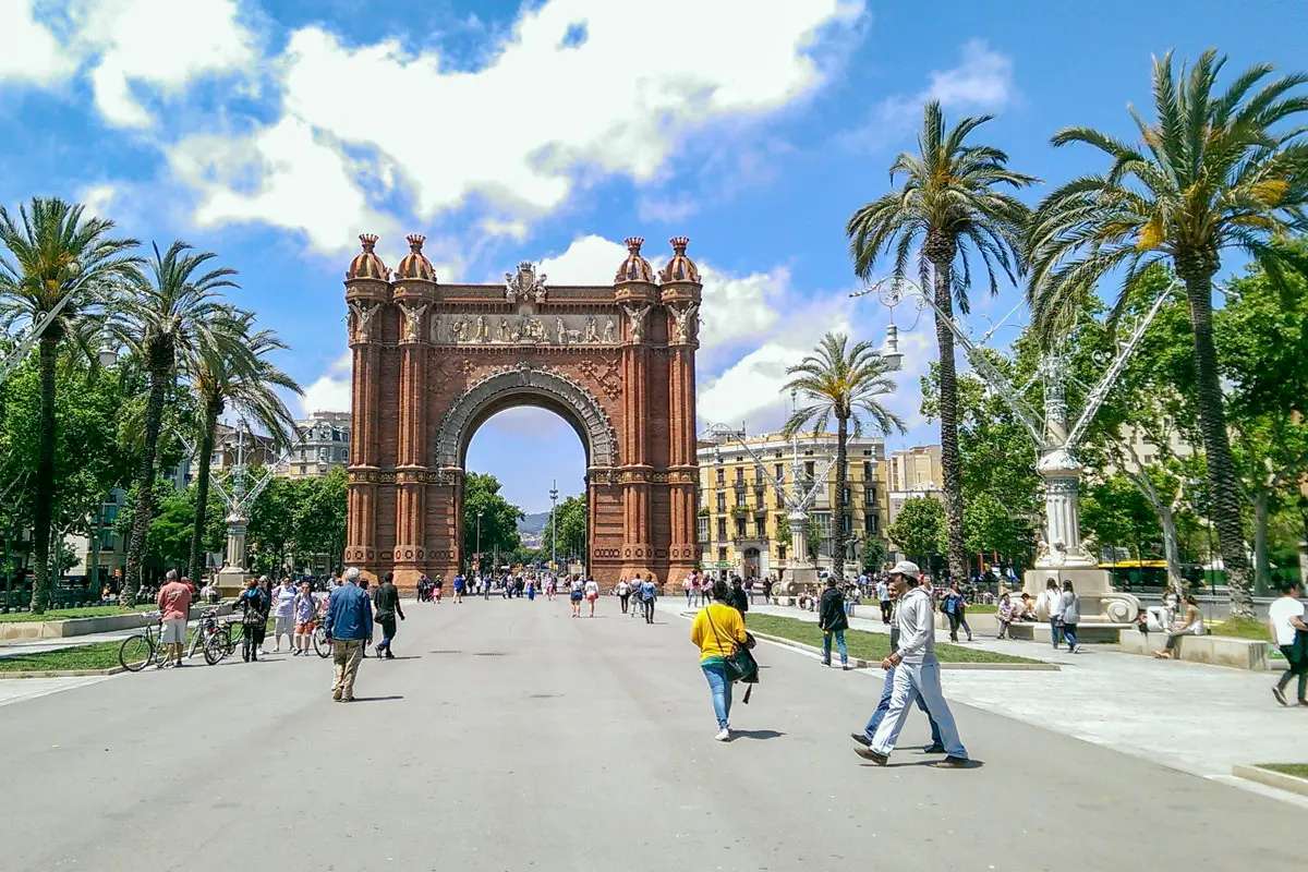 Триумфална арка в Барселона онлайн пъзел