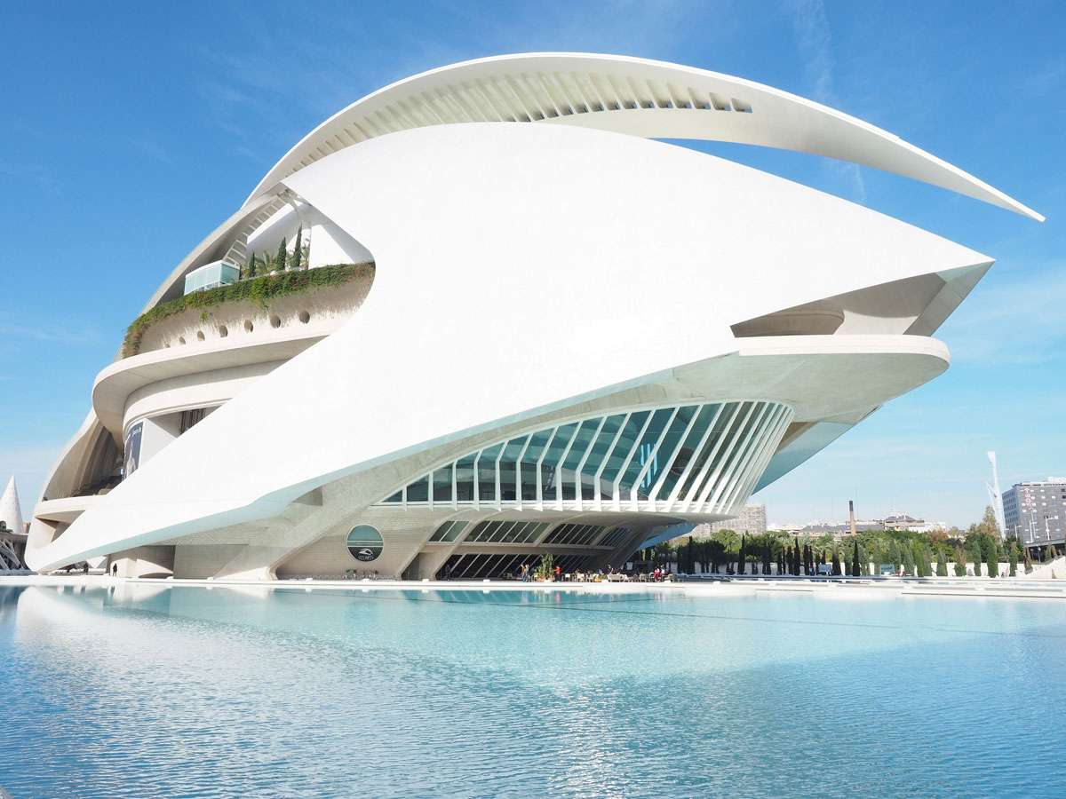 Valencia hypermoderna byggnad Pussel online