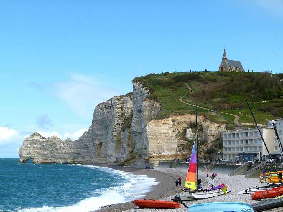 бяла скала във Франция онлайн пъзел
