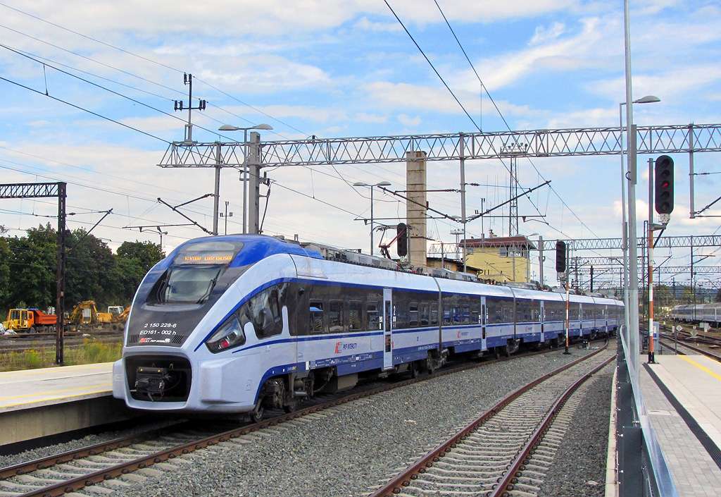 Intercity-tåg, JIC 61100 ASNYK Pussel online