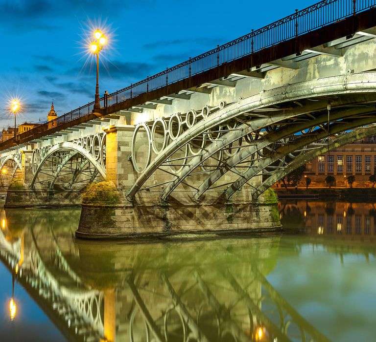 Podul Triano din Sevilla jigsaw puzzle online