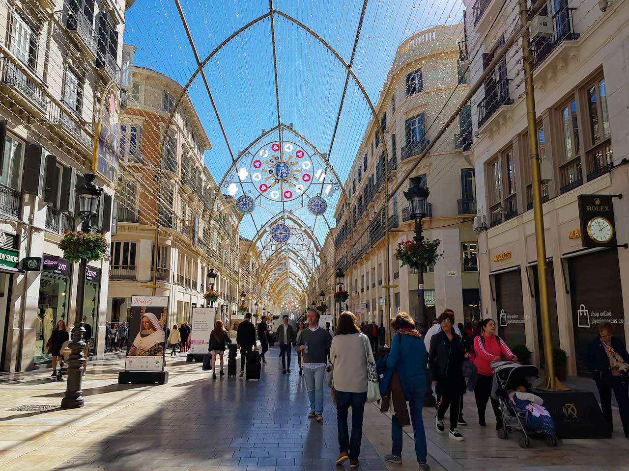 Малага осветява декорация в центъра на града онлайн пъзел