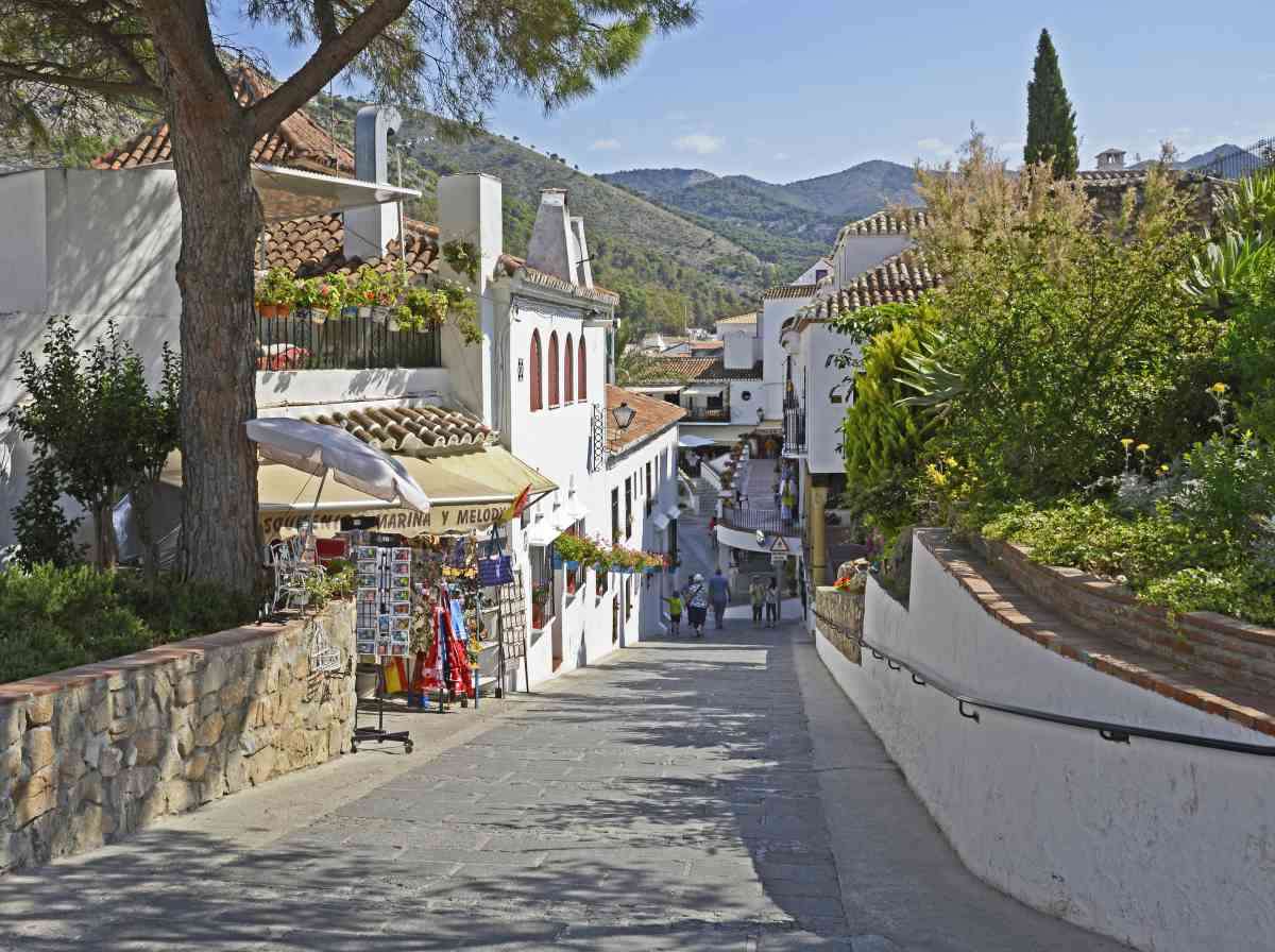 Calle angosta de Málaga rompecabezas en línea