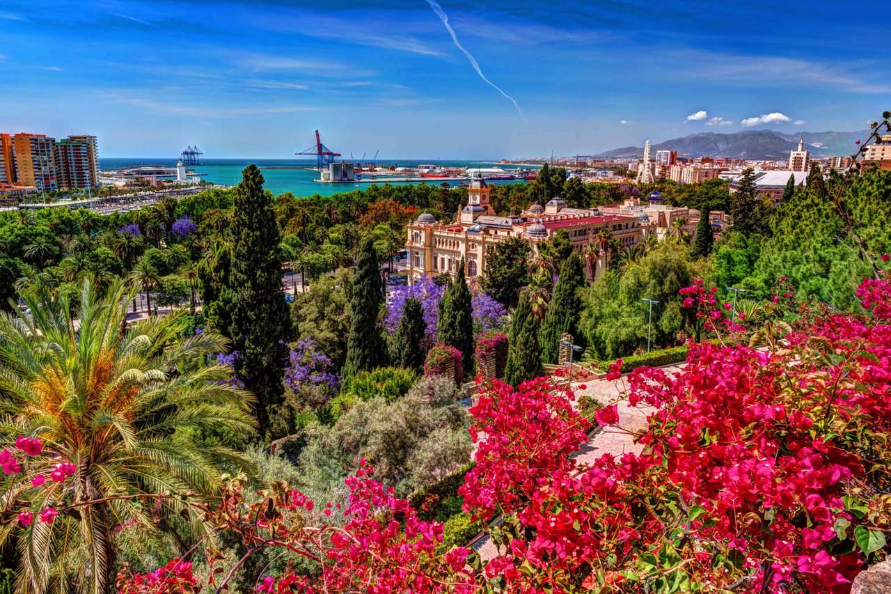 Malaga med blommande vegetation pussel på nätet