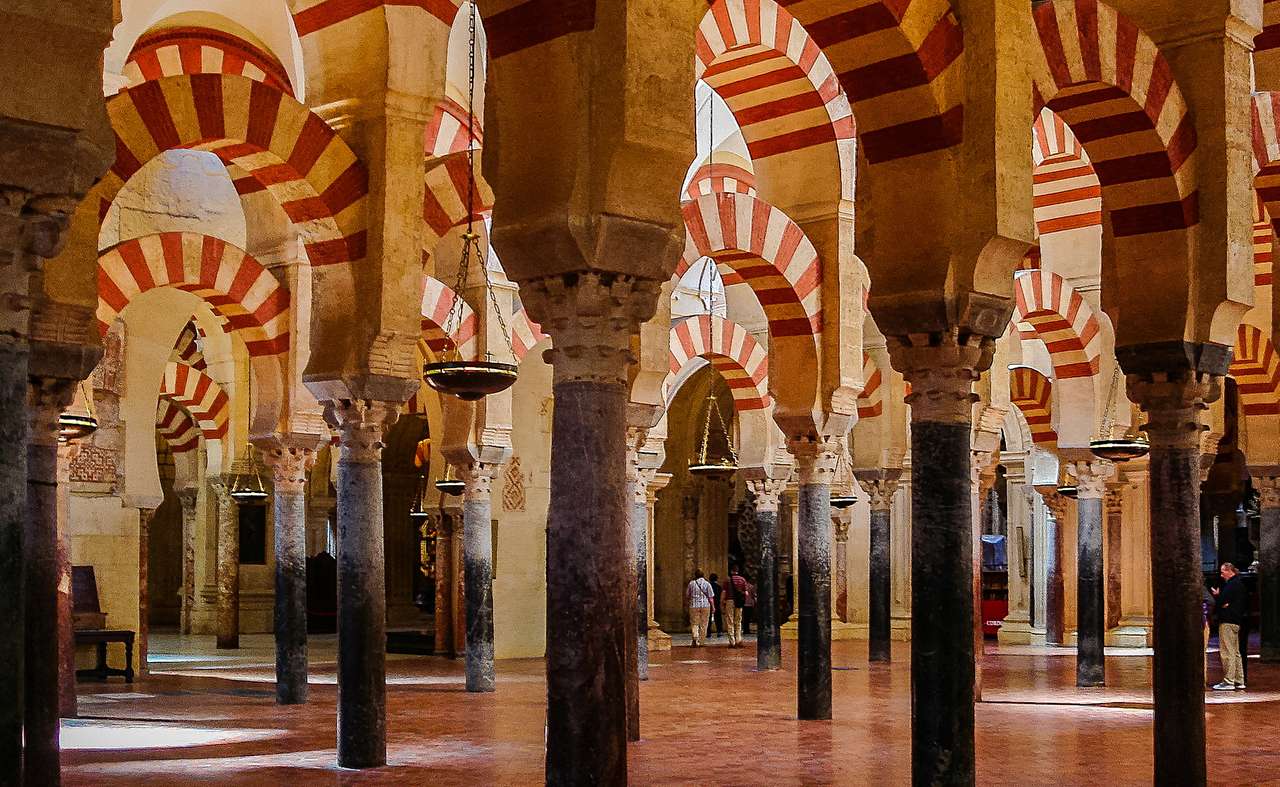 Mosquée de la cathédrale Mezquita de Cordoue puzzle en ligne