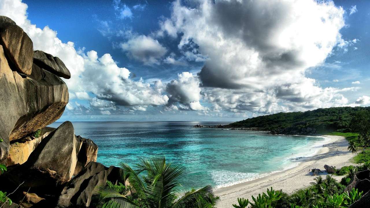 Сейшельский пляж онлайн-пазл