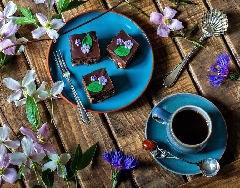 Cafea și biscuiți, flori jigsaw puzzle online