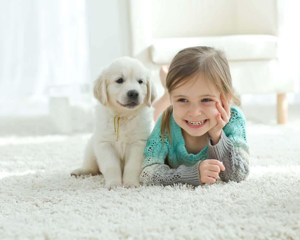 kleines Mädchen mit einem Hund Puzzlespiel online