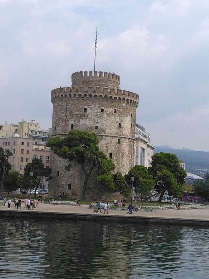 turnul alb din Salonic puzzle online