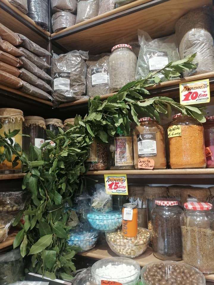 utställning av kryddor Neapel pussel på nätet