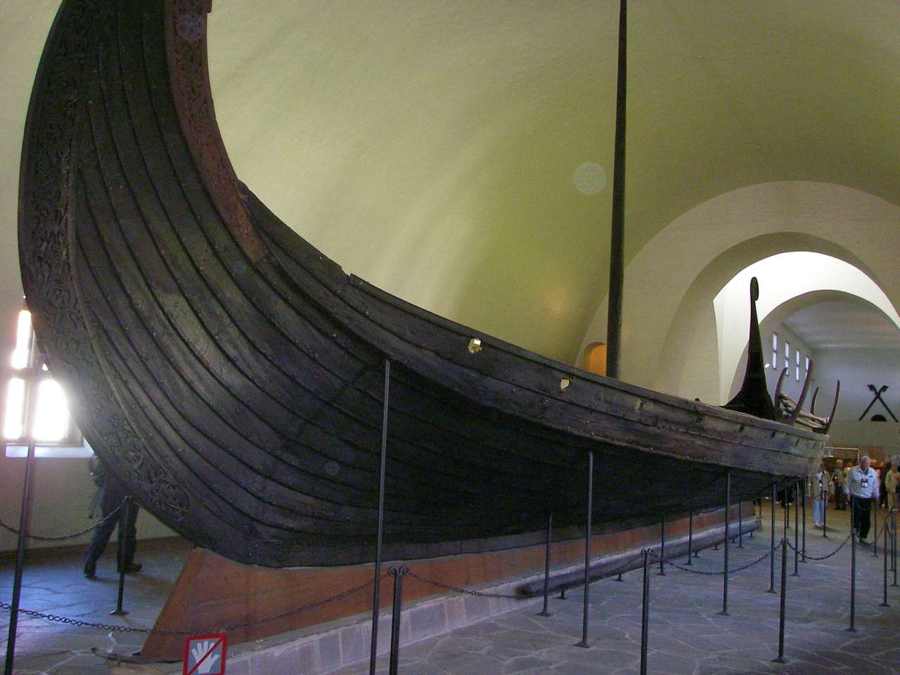 Лодка викингов в Осло пазл онлайн
