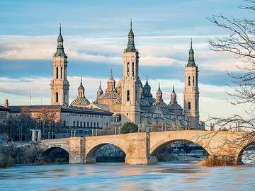 Saragossa Stadt in Spanien Online-Puzzle