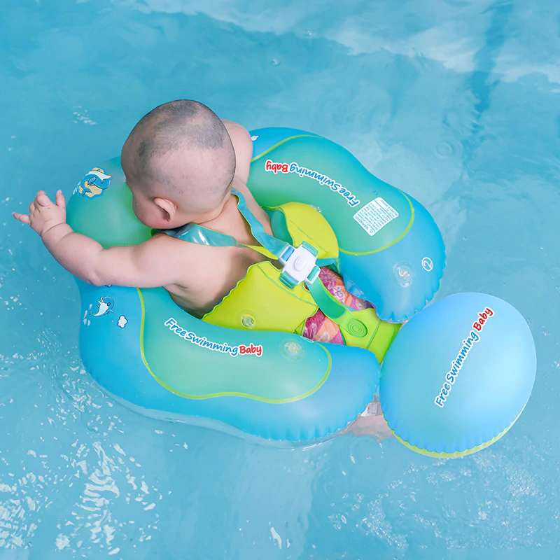 бебето се учи да плува онлайн пъзел
