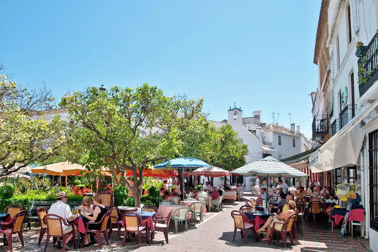 Město Marbella v jižním Španělsku skládačky online