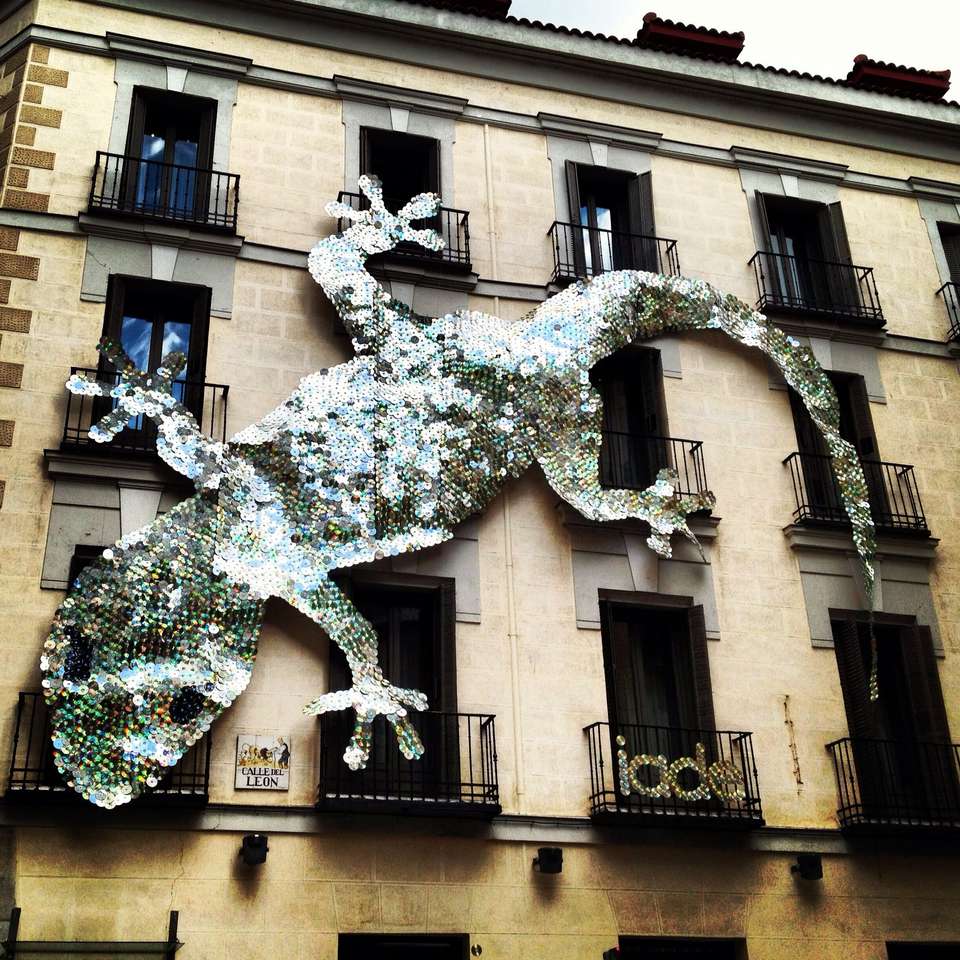 Salamander - Fassade - MADRID Online-Puzzle