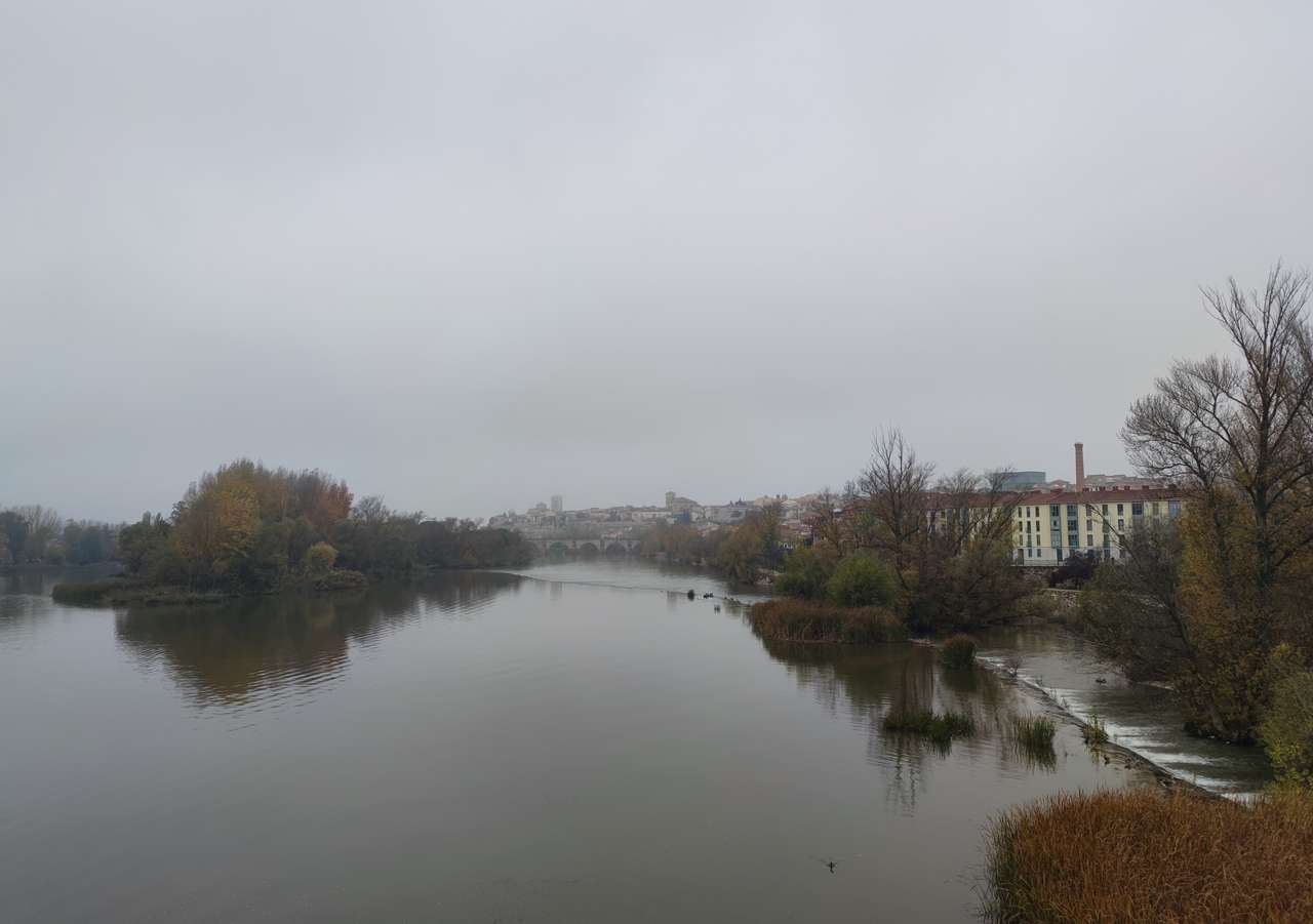Ködös reggel Zamora-Spanyolországban kirakós online