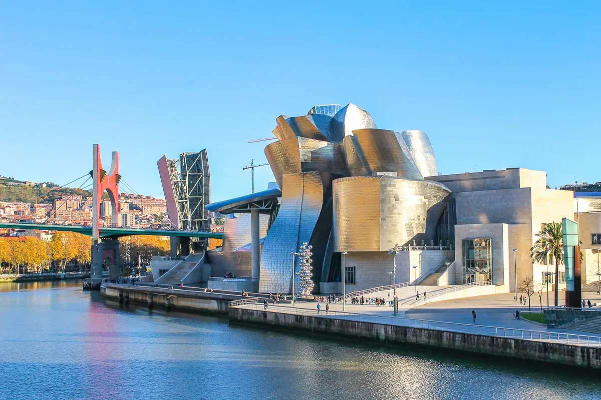 Muzeum Bilbaa Guggenheima skládačky online