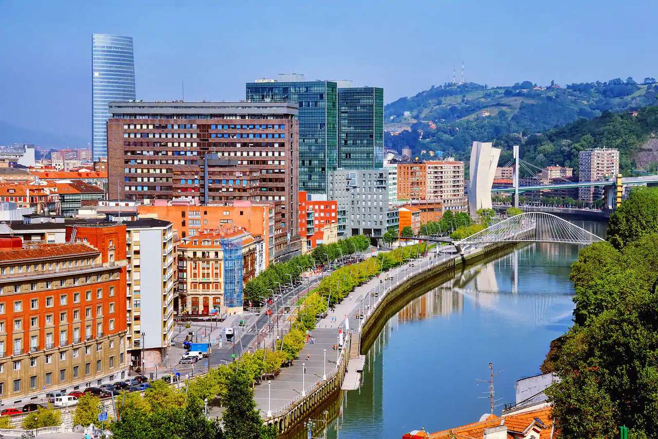 Bilbao stad i Spanien Pussel online