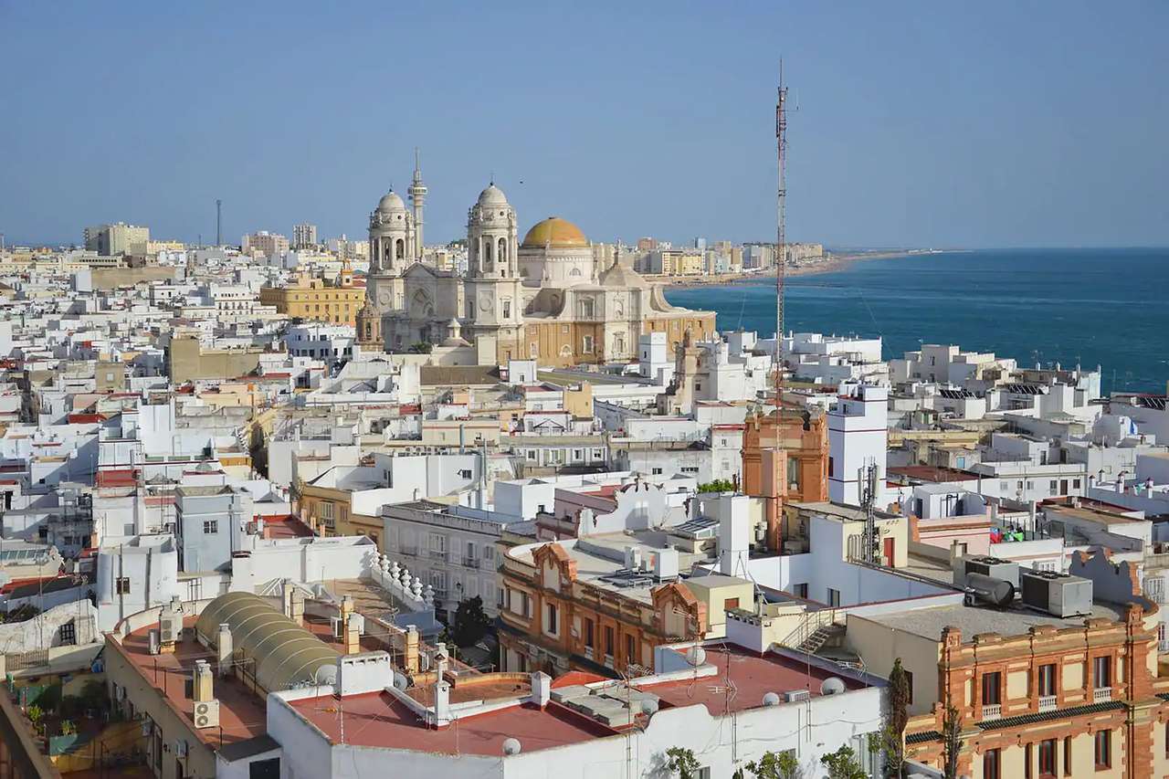 Město Cádiz ve Španělsku skládačky online