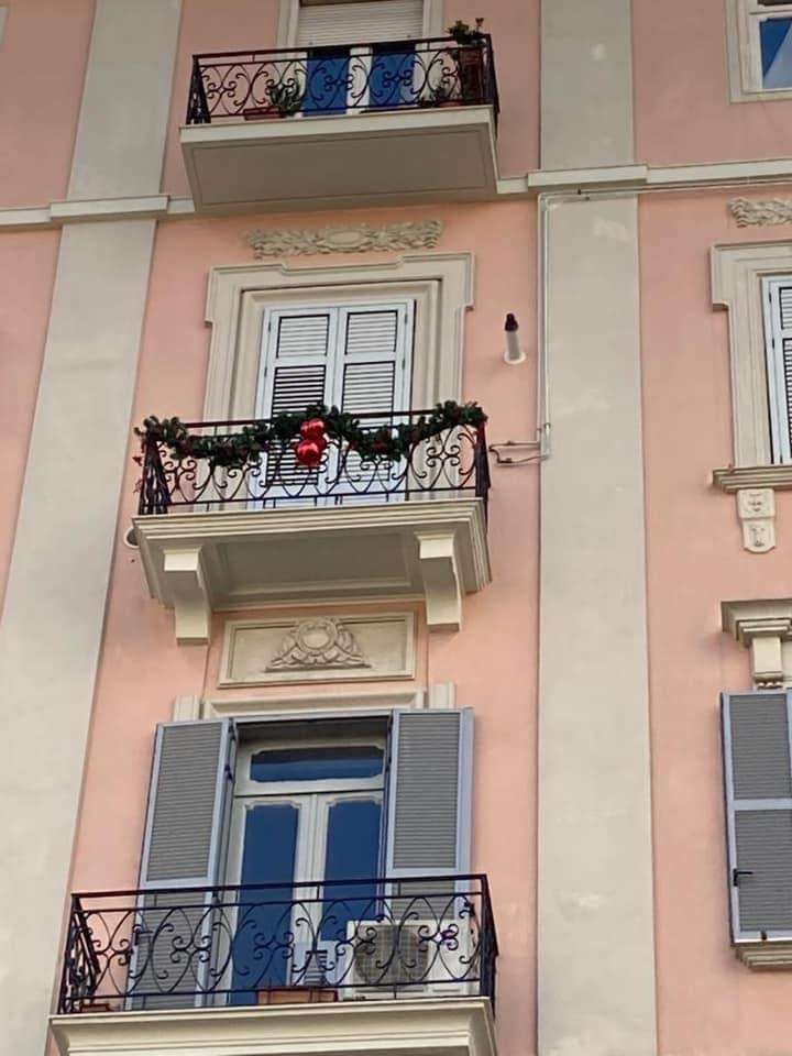 Chega o Natal em Salerno na Itália quebra-cabeças online