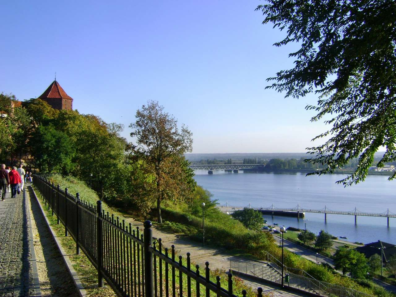 uitzicht op de rivier de Vistula in Płock legpuzzel online