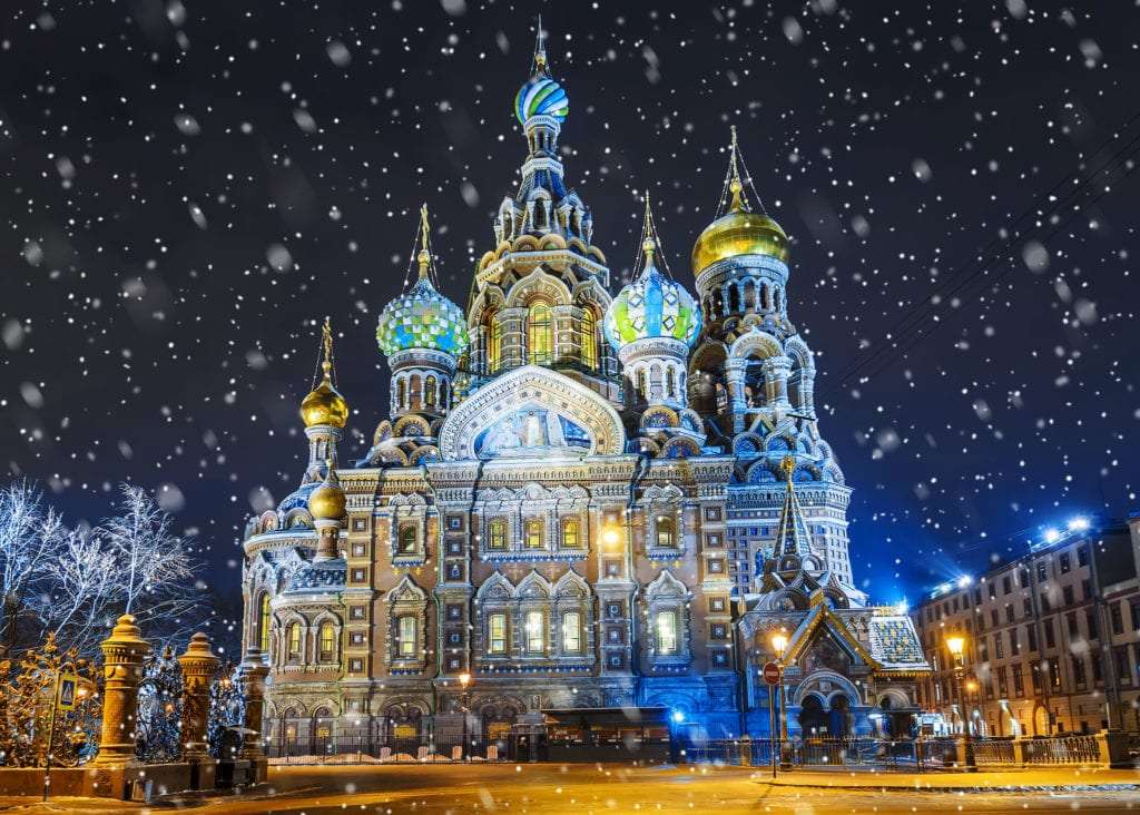 St. Petersburg - en av de vackraste städerna pussel på nätet