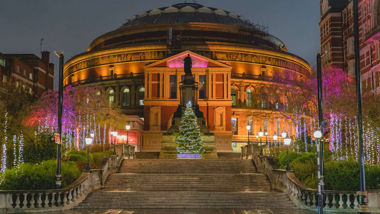 Decor de Crăciun Royal Albert Hall din Londra jigsaw puzzle online