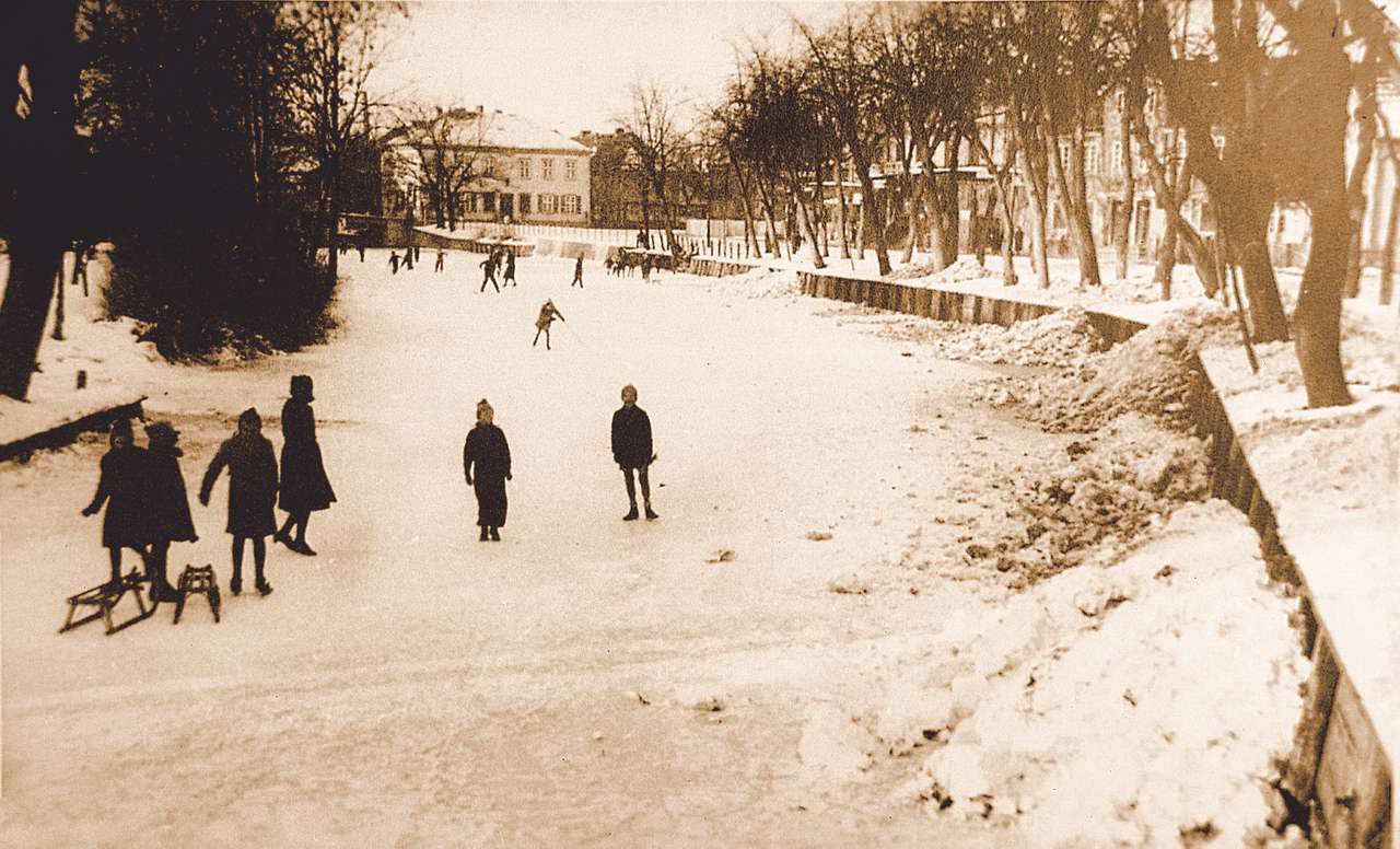 Nowy Dwór Gdański - Tuga in de winter online puzzel