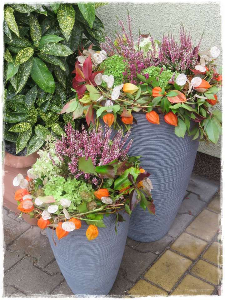 autumn decoration in pots online puzzle