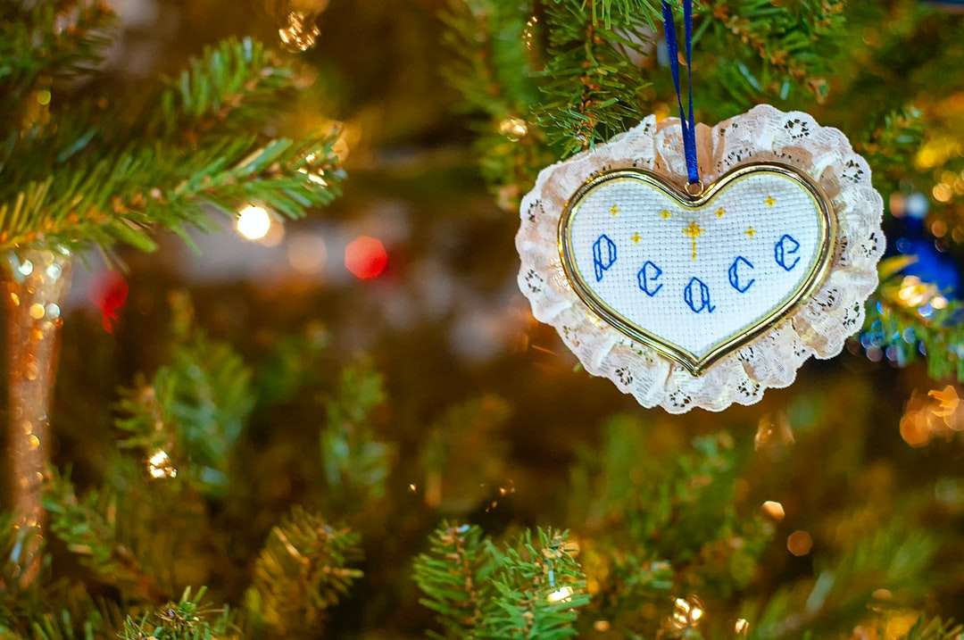 vrede kerstbal ornament online puzzel
