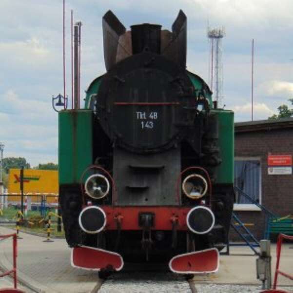 tkt48 Υπόστεγο ατμομηχανής ατμού στο Wolsztyn παζλ online