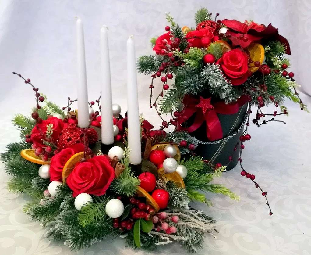 un copricapo e un bouquet di Natale puzzle online