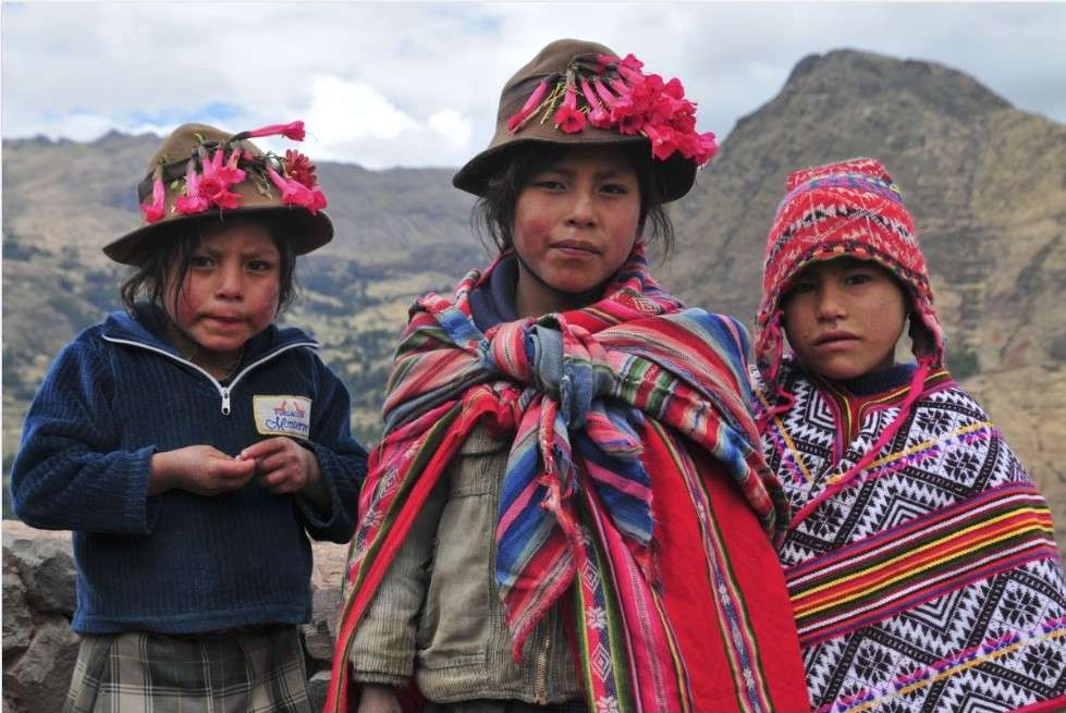 Bambini peruviani puzzle online