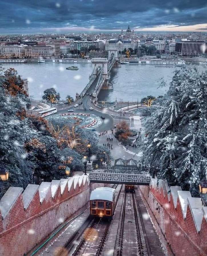 Vinter Budapest. pussel på nätet
