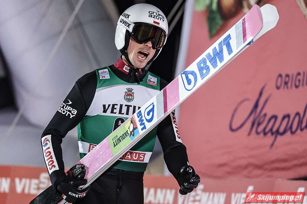 Piotr Paweł Żyła - Πολωνός άλτης σκι παζλ online