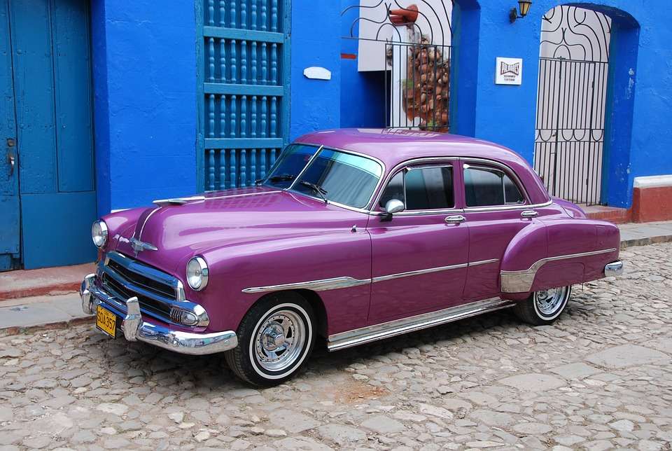 κουβανικό αυτοκίνητο στην Κούβα παζλ online