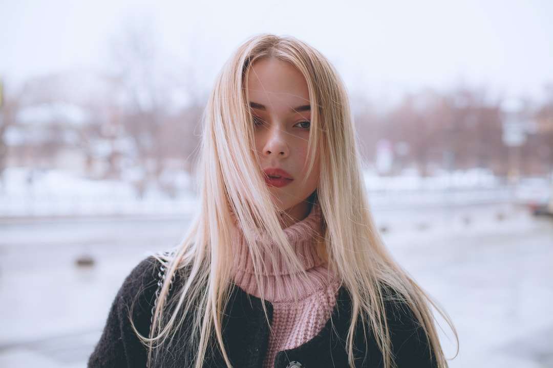 portrétní fotografie blond vlasy ženy online puzzle