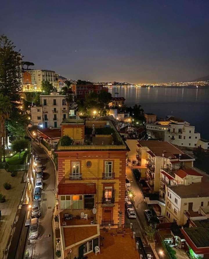 Posillipo foreshortening Naples Italy puzzle online
