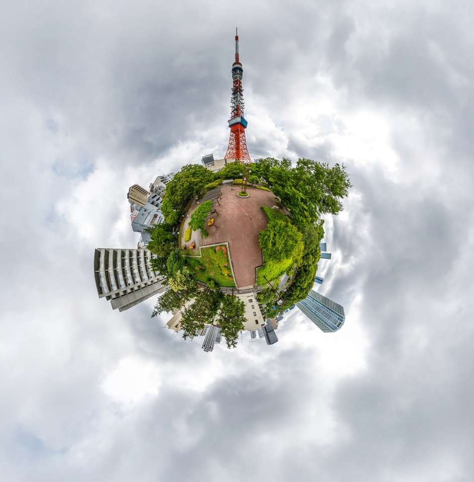 Tokyo Tower en stad legpuzzel online