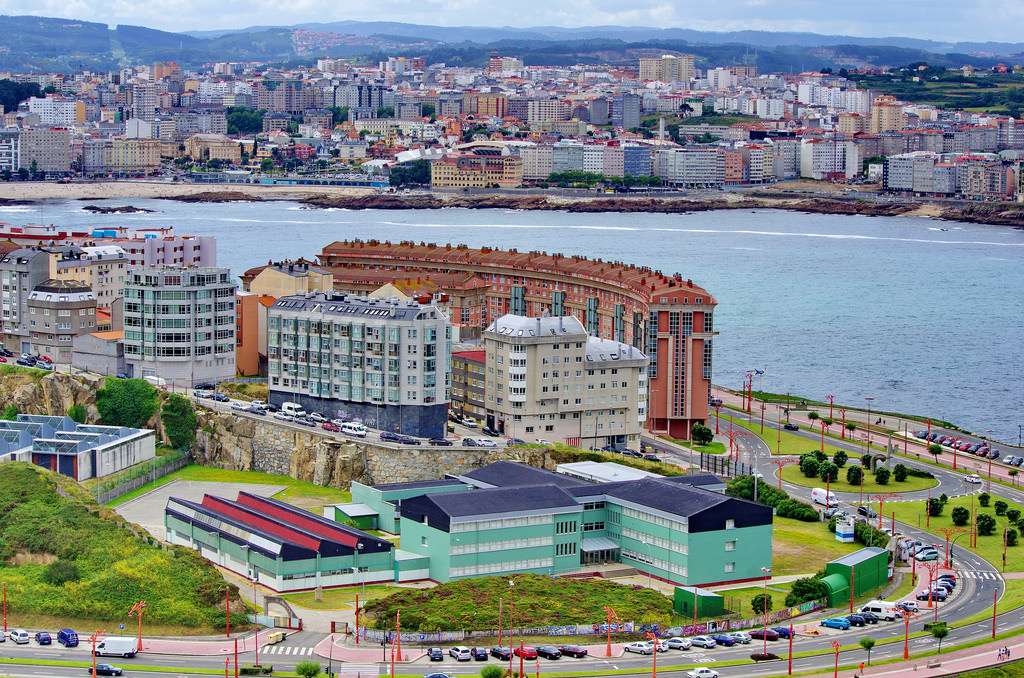 Uma cidade Coruña na Espanha puzzle online