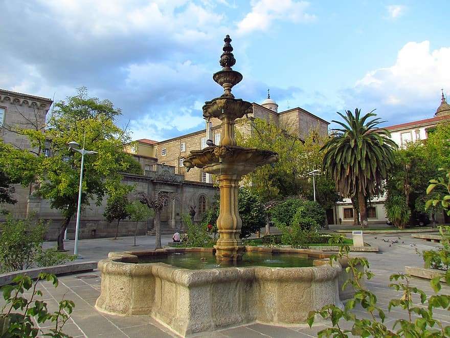 Orașul Ourense din Spania puzzle online