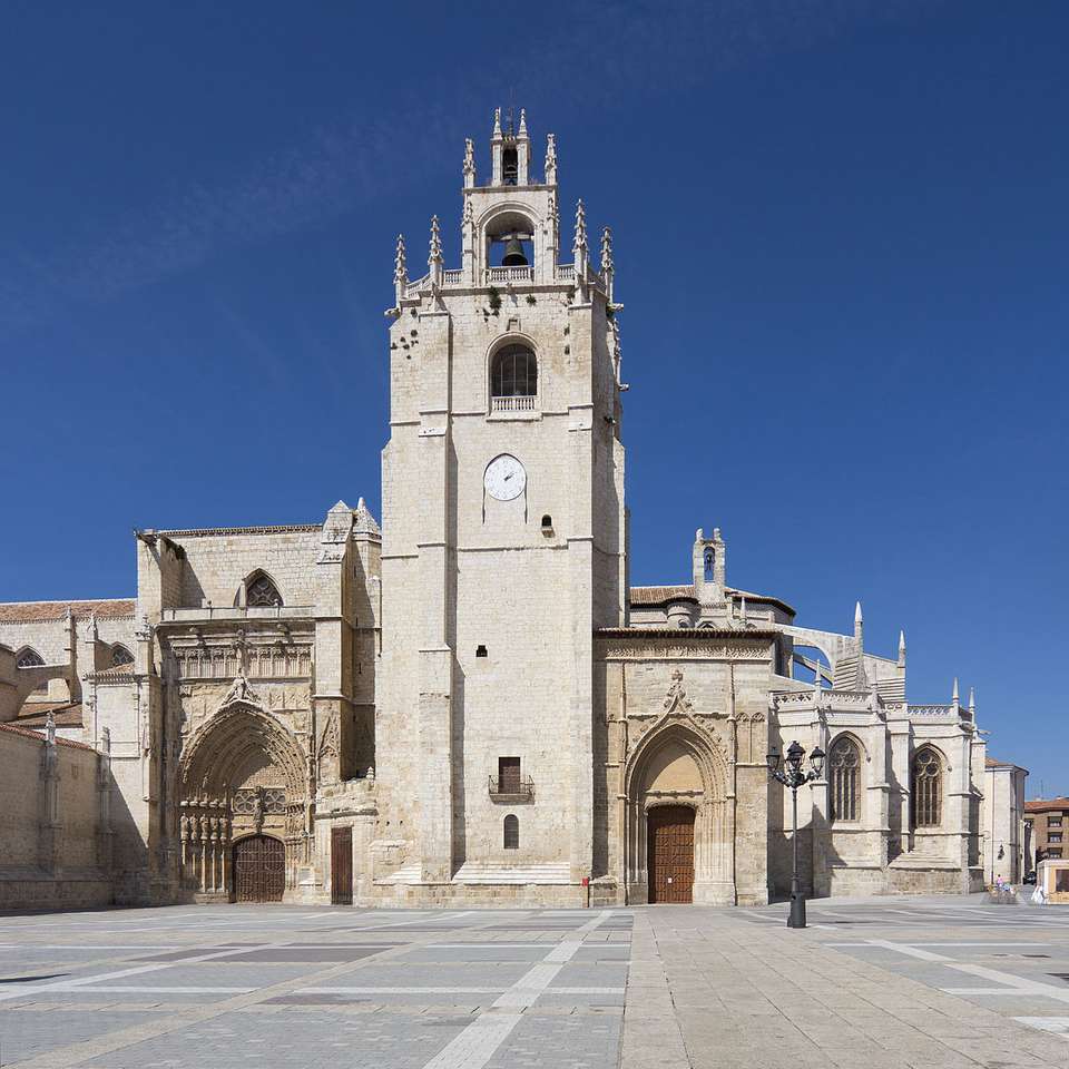 Palencia Cathedral de San Antolin in Spain jigsaw puzzle online
