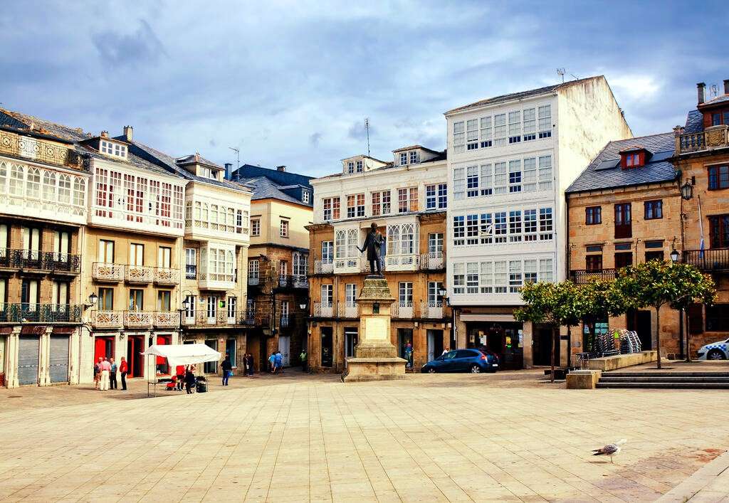 Orașul Viveiro din Spania jigsaw puzzle online