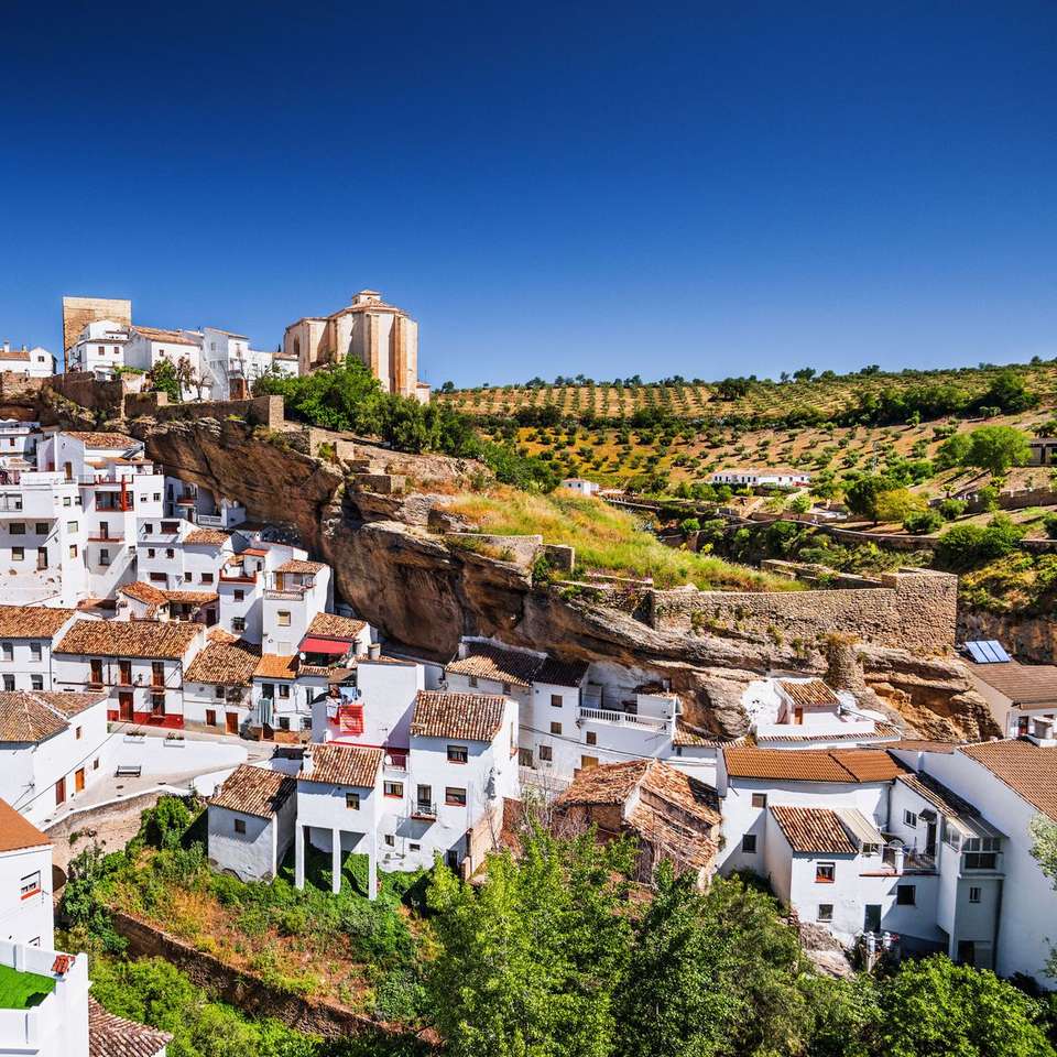 Село в Испания онлайн пъзел