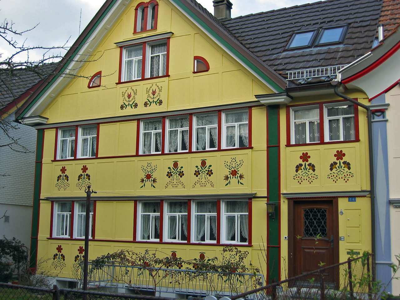 Швейцарска къща онлайн пъзел